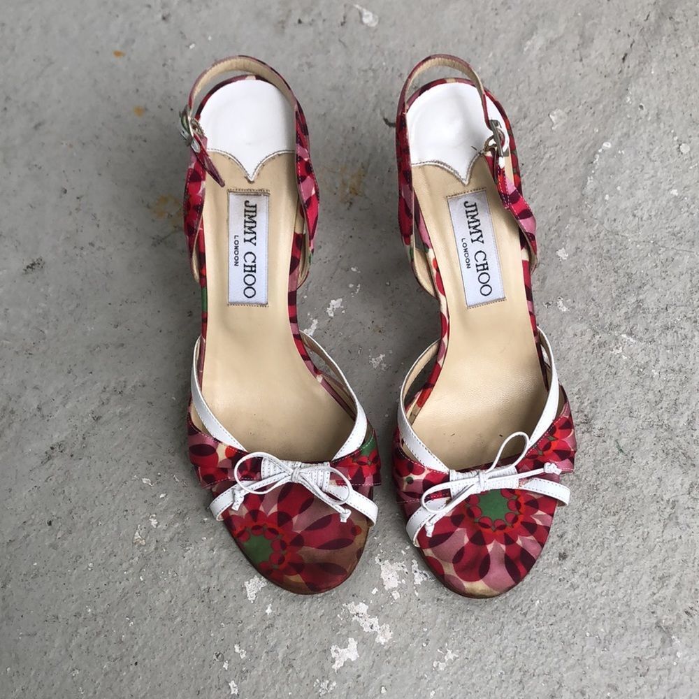 Jimmy Choo Red Floral Slingback Heels with White Bow - Picture 3 of 7